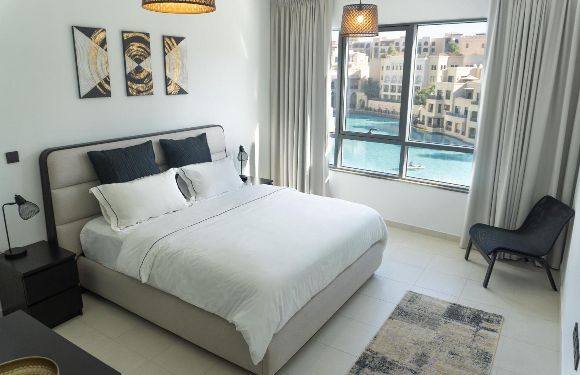 דירות דובאי Downtown Oasis, Burj Khalifa Views, Luxury Amenities מראה חיצוני תמונה