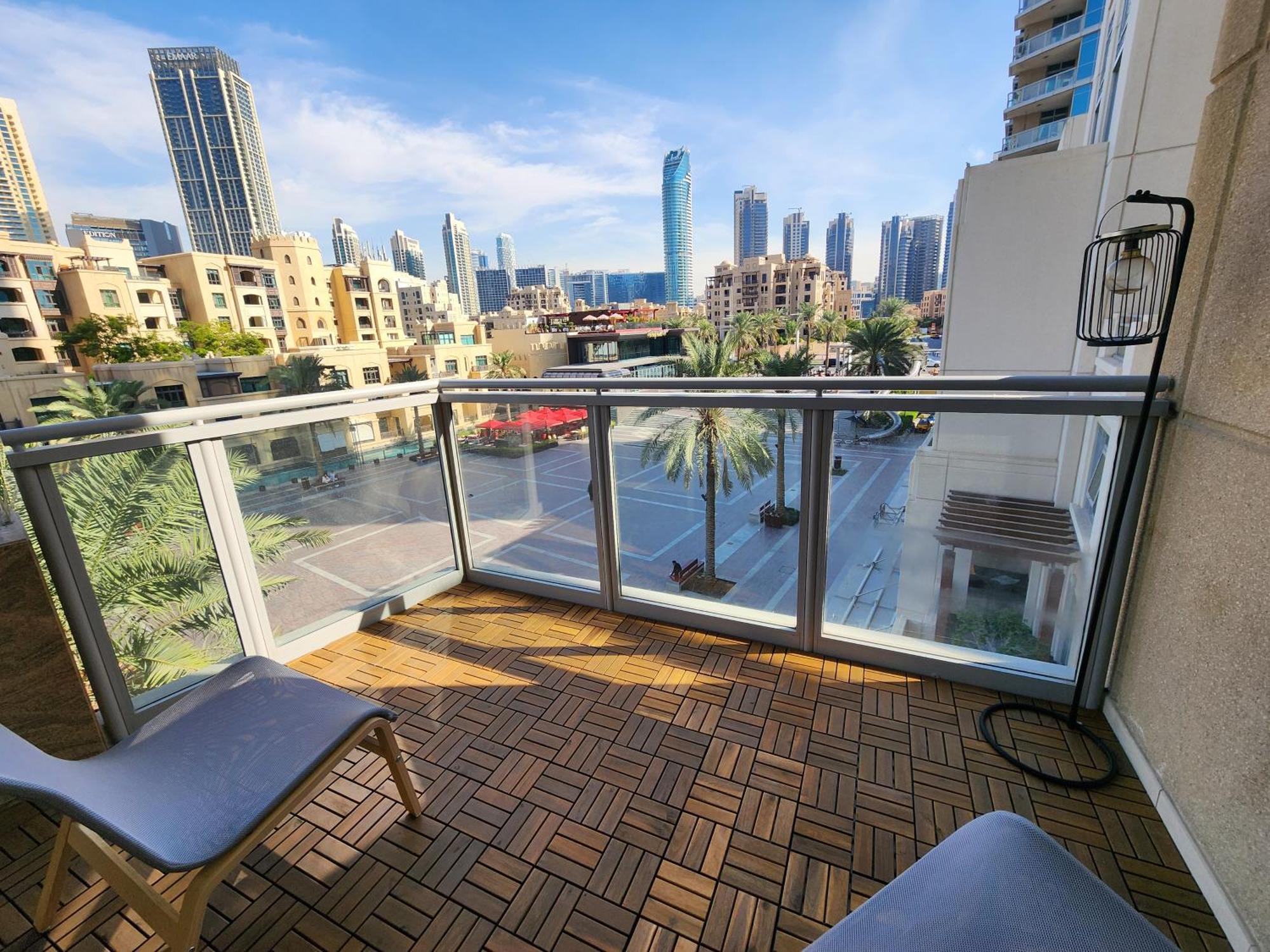 דירות דובאי Downtown Oasis, Burj Khalifa Views, Luxury Amenities מראה חיצוני תמונה