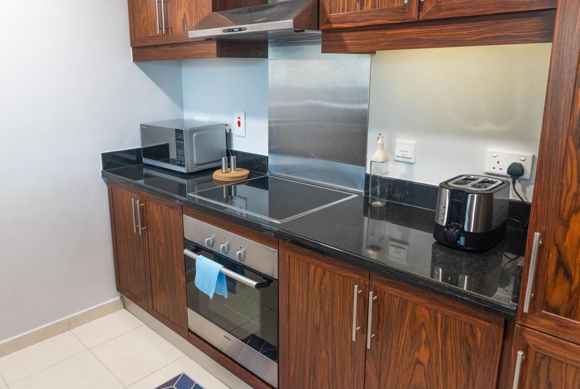דירות דובאי Downtown Oasis, Burj Khalifa Views, Luxury Amenities מראה חיצוני תמונה