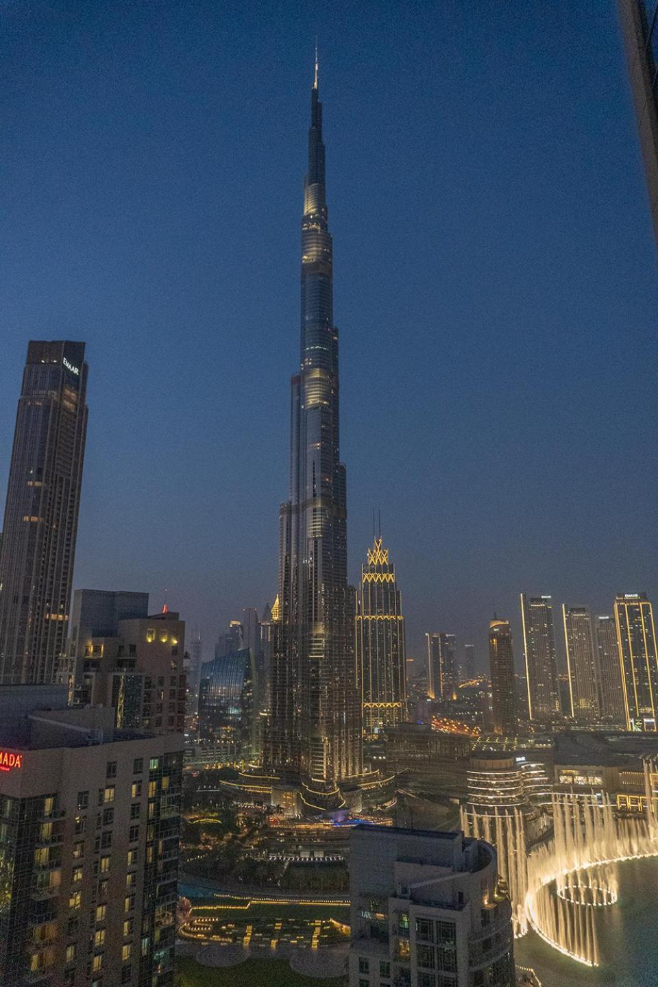 דירות דובאי Downtown Oasis, Burj Khalifa Views, Luxury Amenities מראה חיצוני תמונה